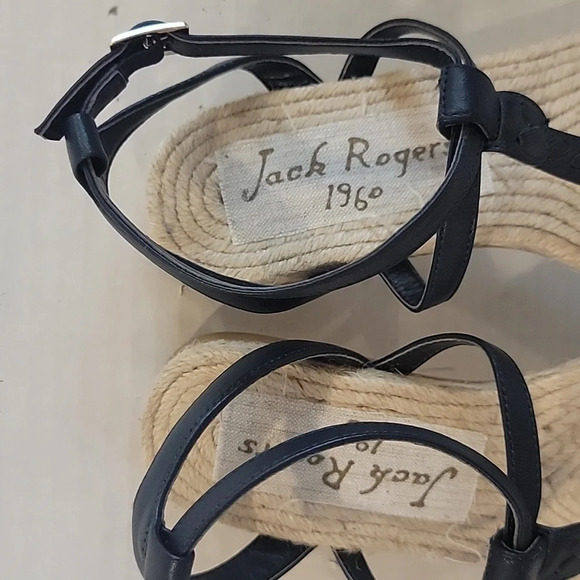 Jack Rogers Signature Jacks Flat Sandal | Patent Leather  NEW -‎ JACK ROGERS NAVY LEATHER SANDALS (sz 6)